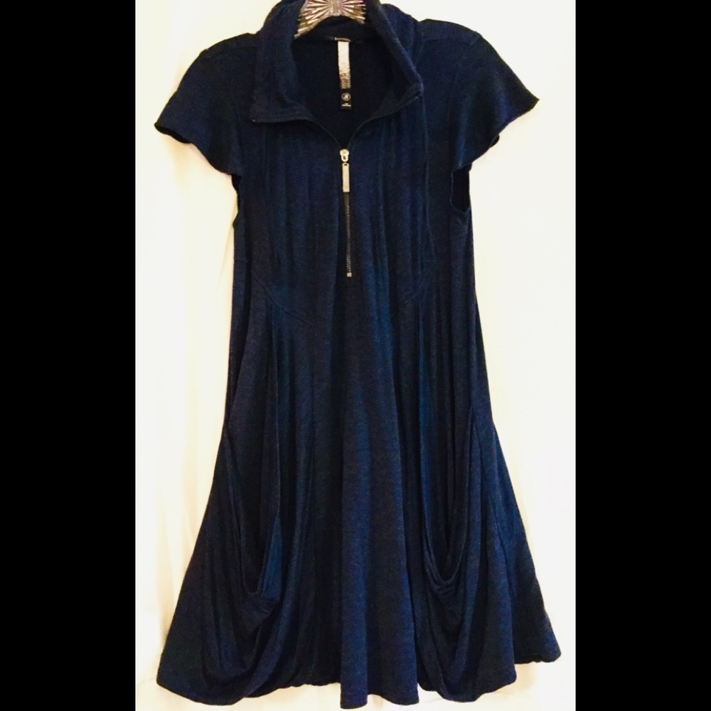 Kensie/women’s Navy blue dress size S
